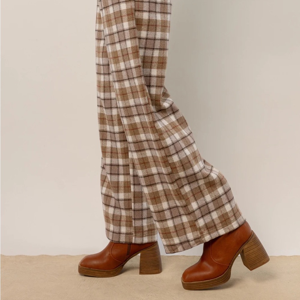 NWT Plaid Wide Leg Pants